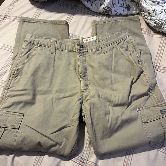 Wrangler Other - Men’s Wrangler Relaxed Fit Insulated Pants